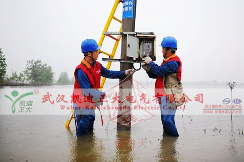 1461234646501121.jpg 通山供电公司电缆抢修.jpg