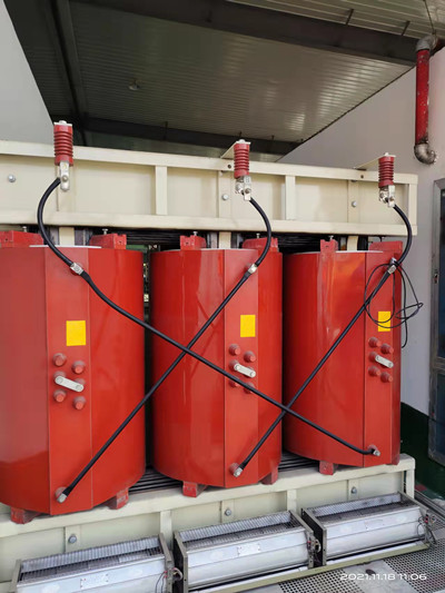 1637560794749977.jpg 1637560775154858.jpg